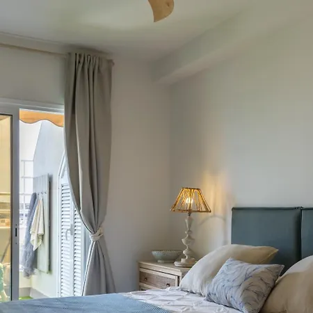 Vistas Al Mar Junto A La Playa 3b *