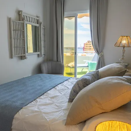 아파트 Vistas Al Mar Junto A La Playa 3b *